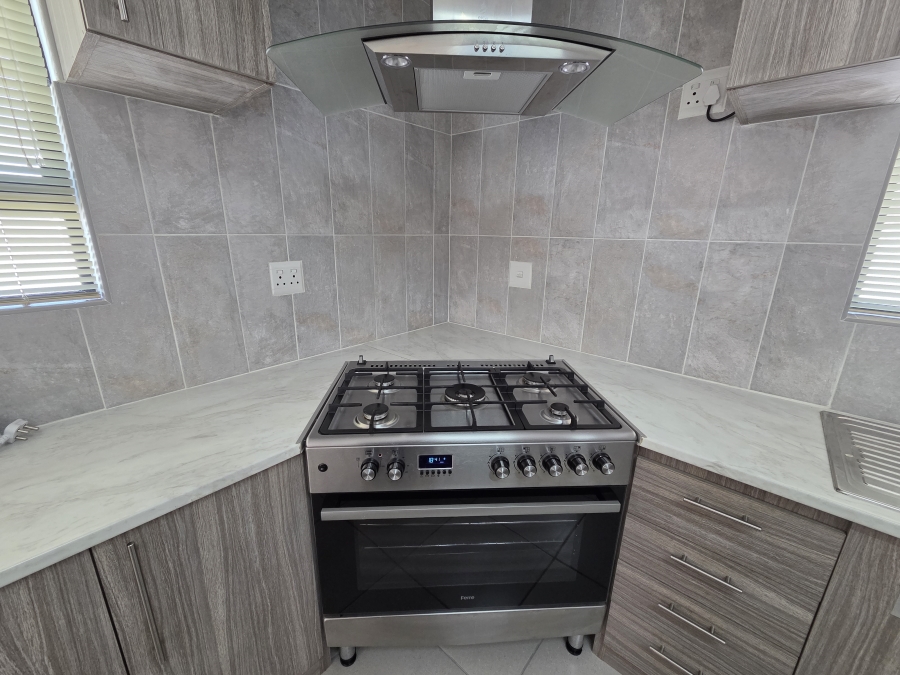 4 Bedroom Property for Sale in Harbour Lights Western Cape